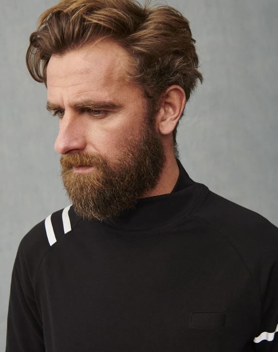 POLO ALG.200g NEGRO C/ASIMETRICO M/L T-L(4824)