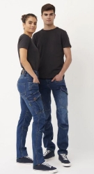 250_MOZE8-3.JPG