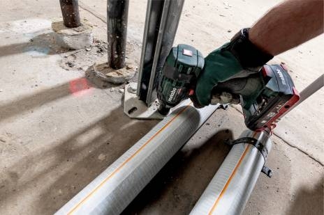 ATORNILLADOR IMPACTO SSW 18 LTX 300 BL S/BATERIA S/CARGADOR