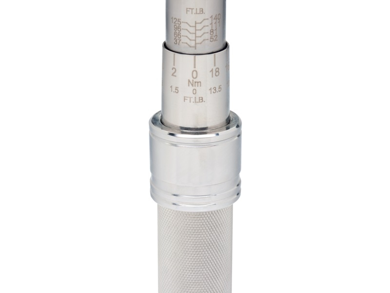LLAVE DINAMOMETRICA CABEZA INTERCAMBIABLE(1/2") 9X12 12-60Nm (7465-60)