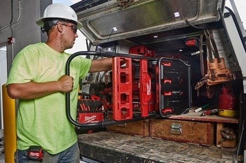 MILWAUKEE PACKOUT CARRO CON RUEDAS