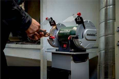 ESMERILADORA DOBLE DS 150 M 370W