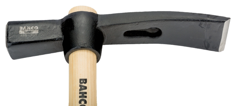 PIQUETA MANGO MADERA 700gr (486-700)