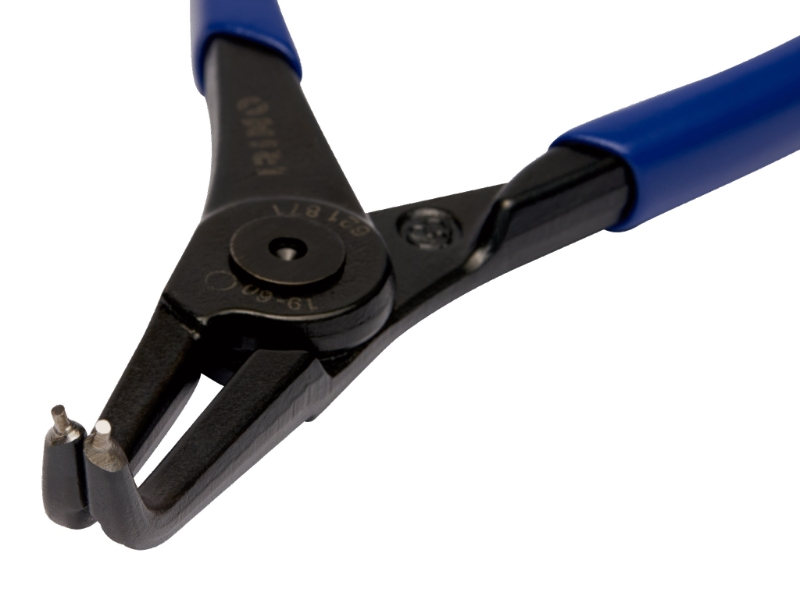 ALICATE CURVO PARA ANILLOS EXTERIORES, 1