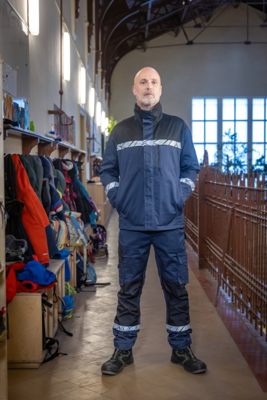PANTALON TERG. MARINO/NEGRO 245 GR. REFL