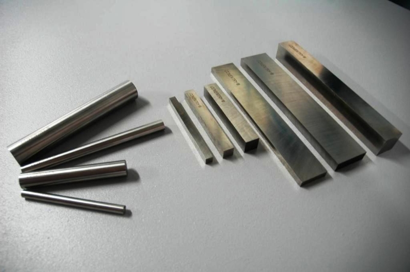 CUCHILLA COBALTO 16% CUADRADA 16x16x200mm